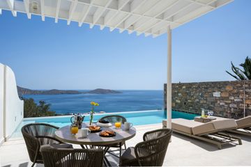 Elounda Gulf Villas & Suites